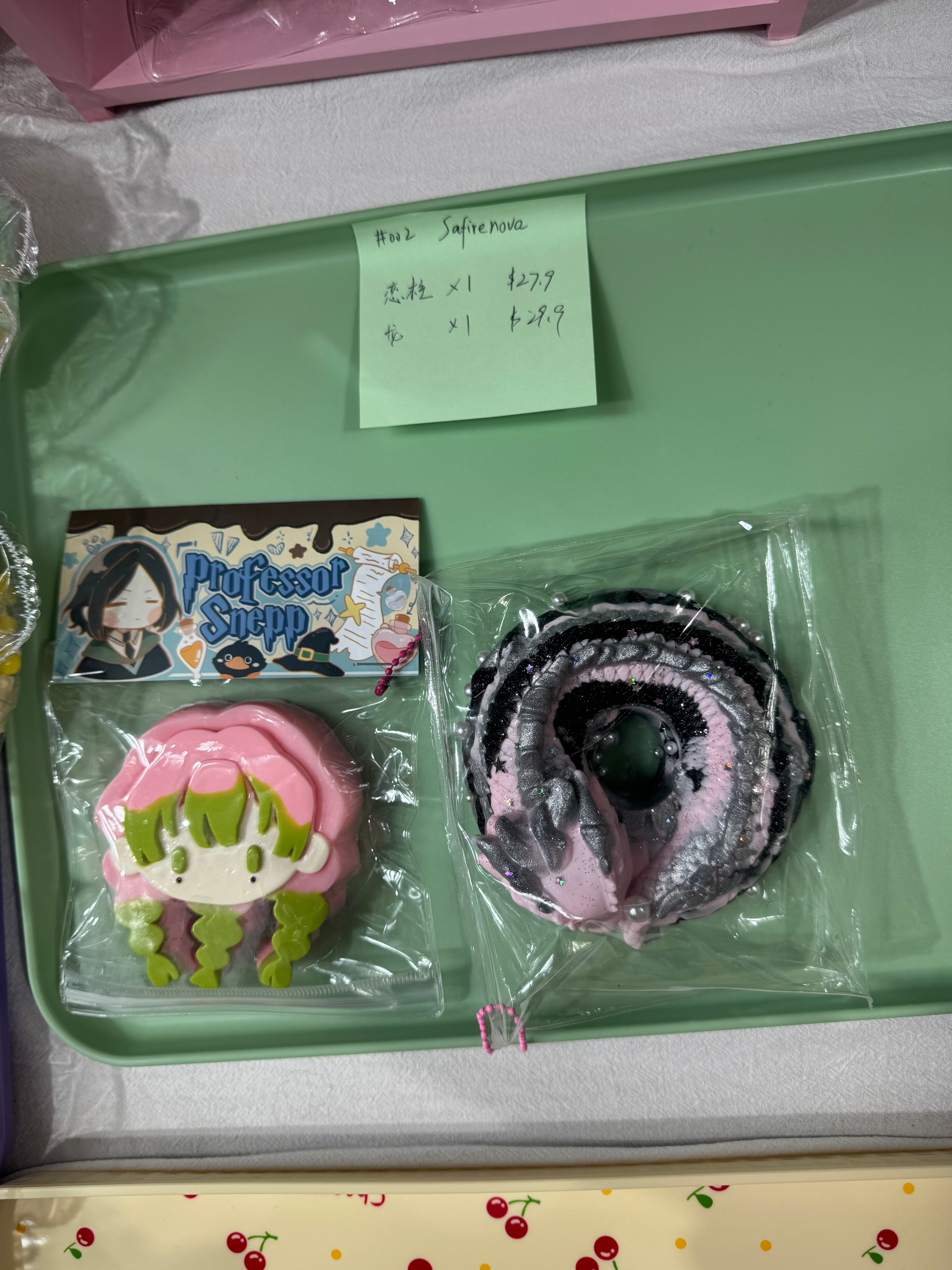 Safirenova squishies Link