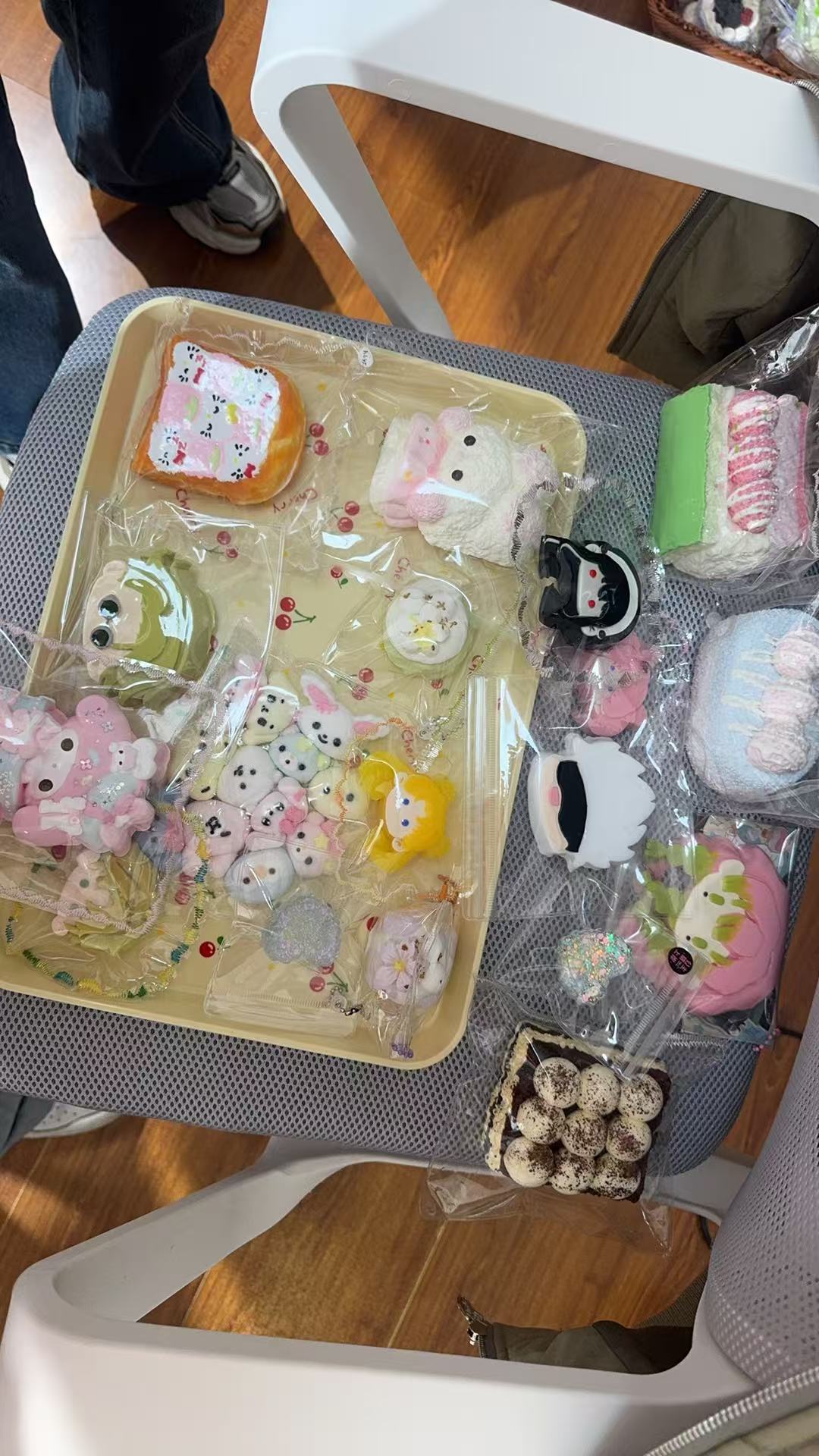 Moonrabbit Squishies Link